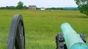 PICTURES/Manassas National Park - Virginia/t_Cannon & Henry House.JPG